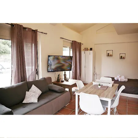 Appartement Evelinas Nikiana