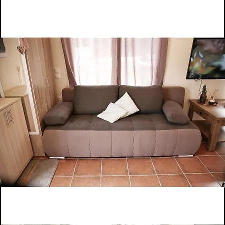 Evelinas Appartement *