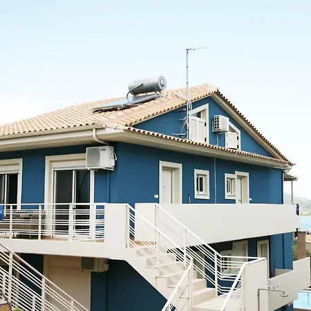 Appartement Evelinas *